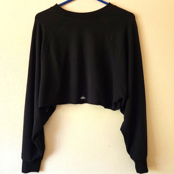 ALO Yoga Tops - Alo Yoga croped sweat shirt  size med